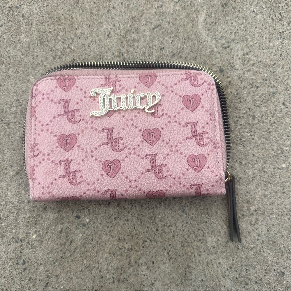 Juicy Couture Pink Wallet with Heart Motifs and Zipper Closure